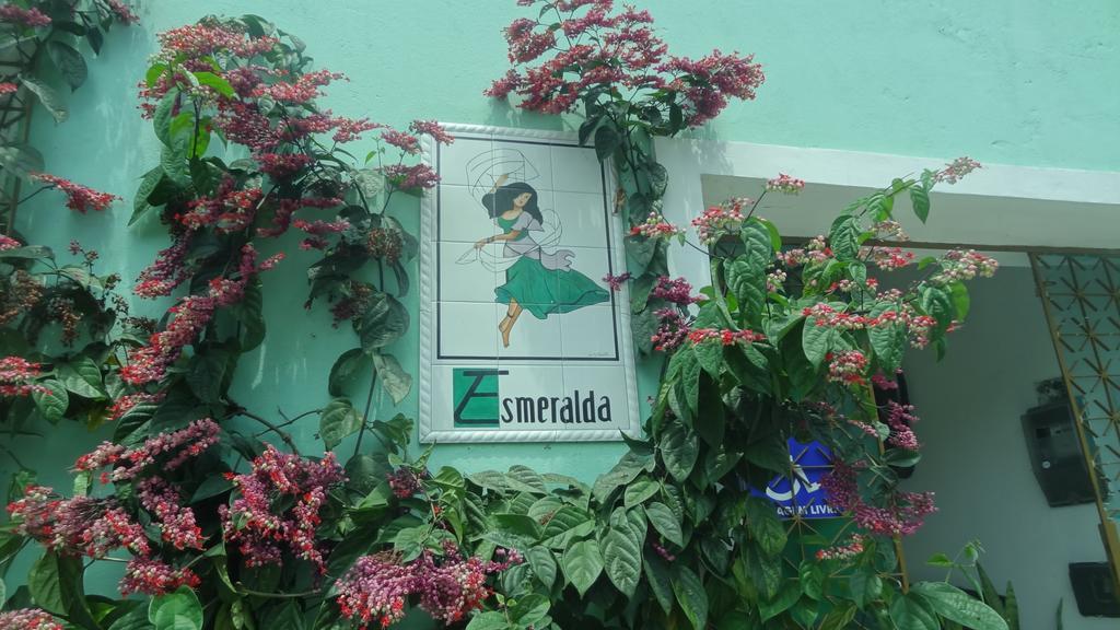 Esmeralda 2* Salvador